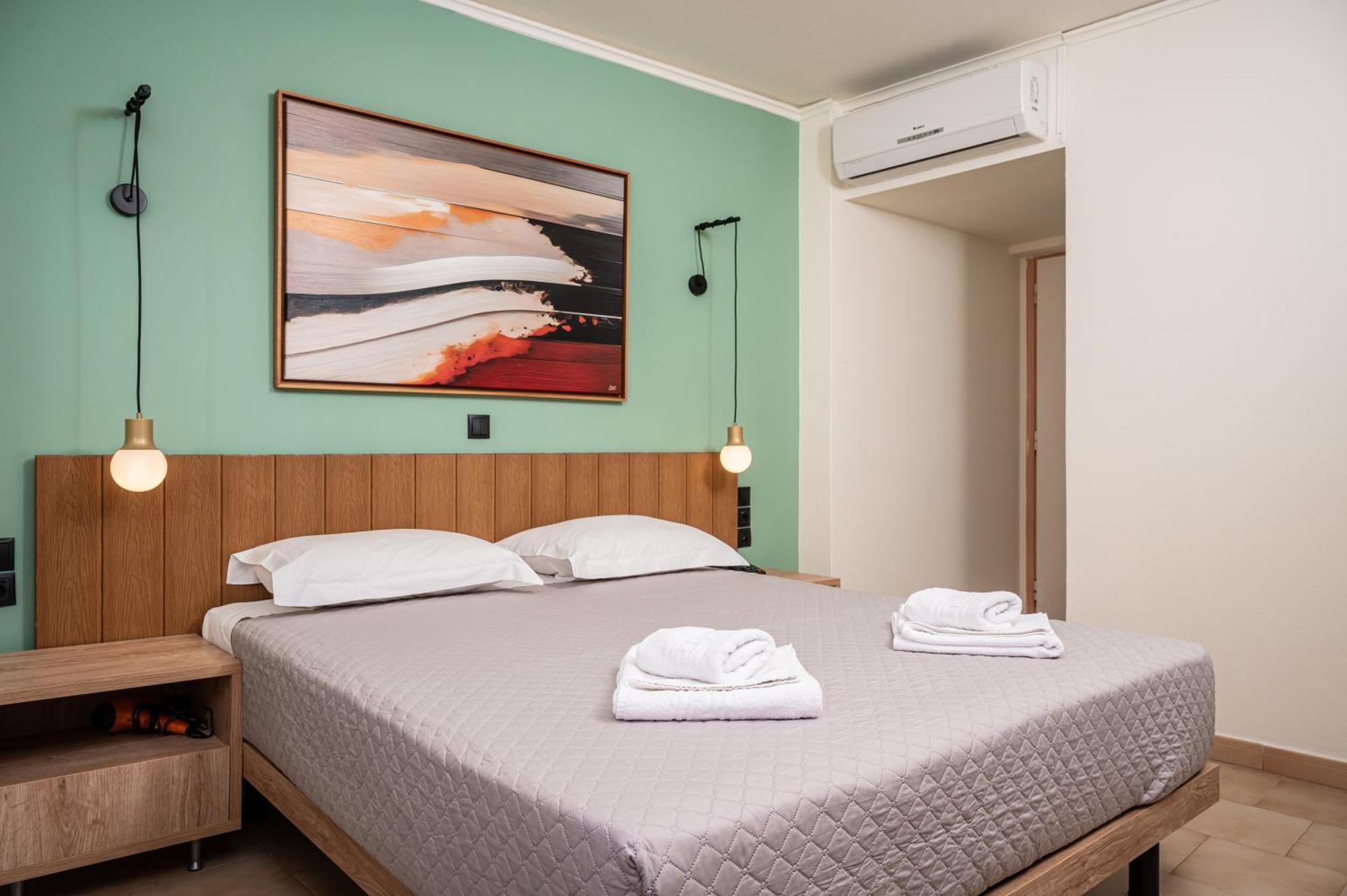 Emily Hotel Agía Paraskeví エクステリア 写真