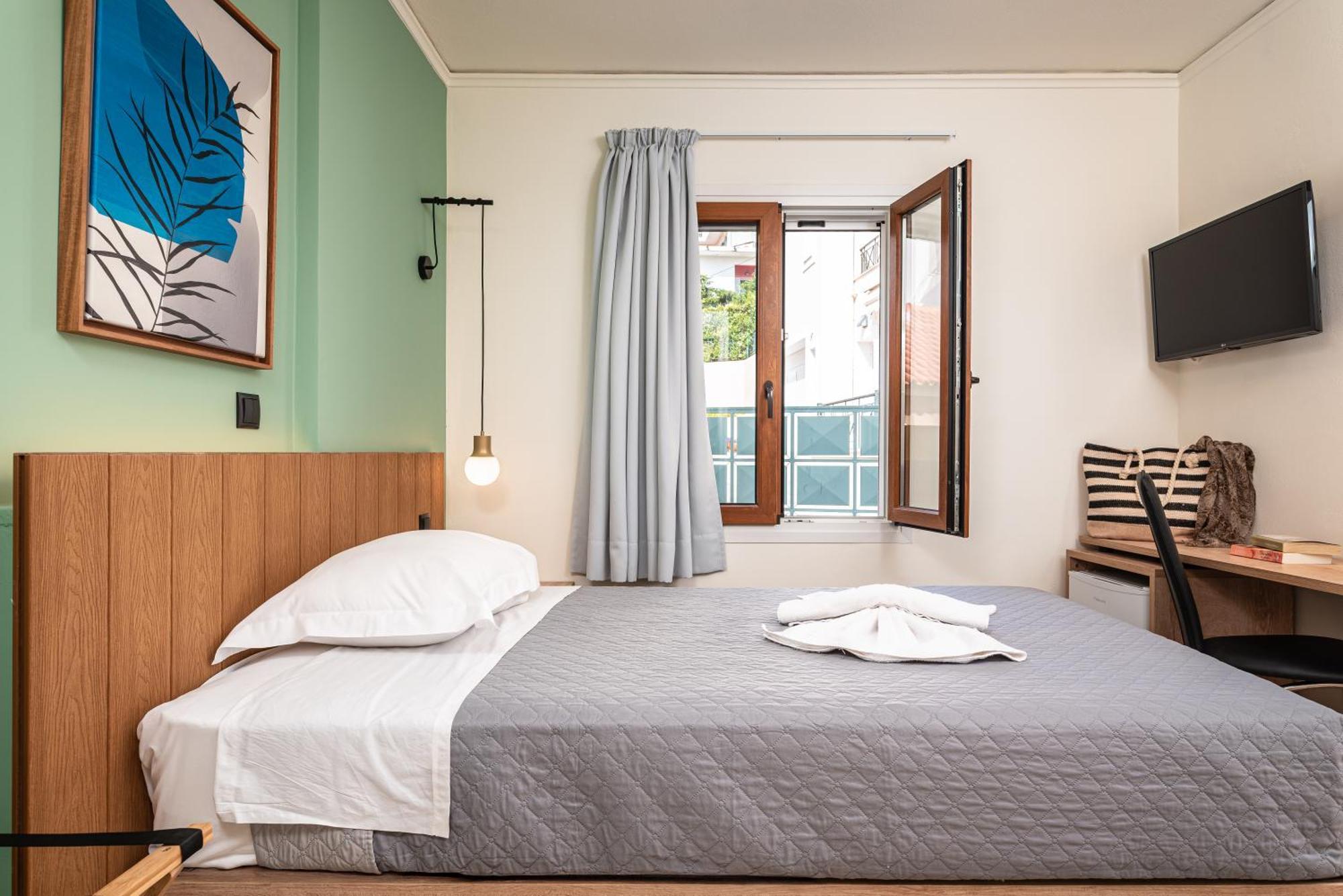 Emily Hotel Agía Paraskeví エクステリア 写真